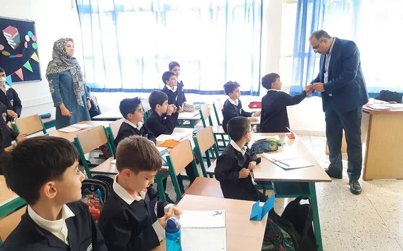 بازدید از مدرسه پسرانه «نوارت گلبنگیان»